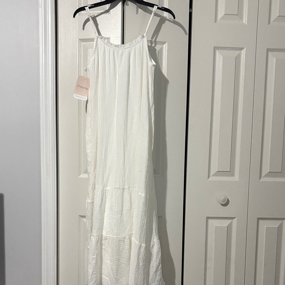Elegant White Maxi Dress